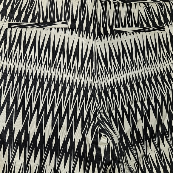 Worthington Womans Shorts Size 6 - Picture 8 of 11